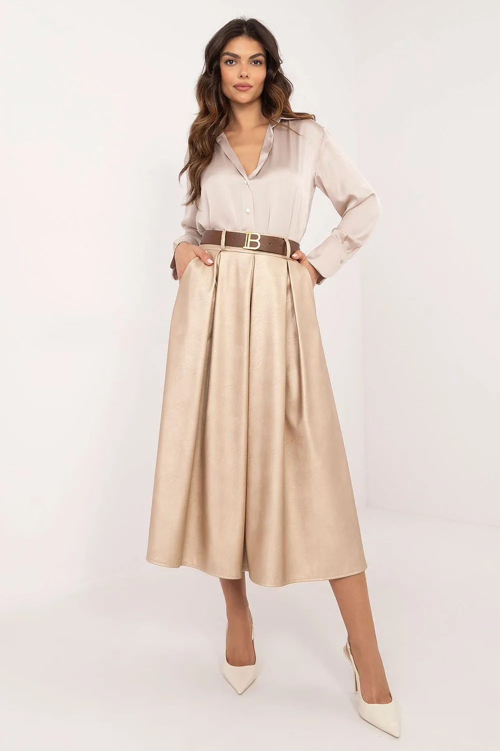 Elegant midi length imitation leather skirt