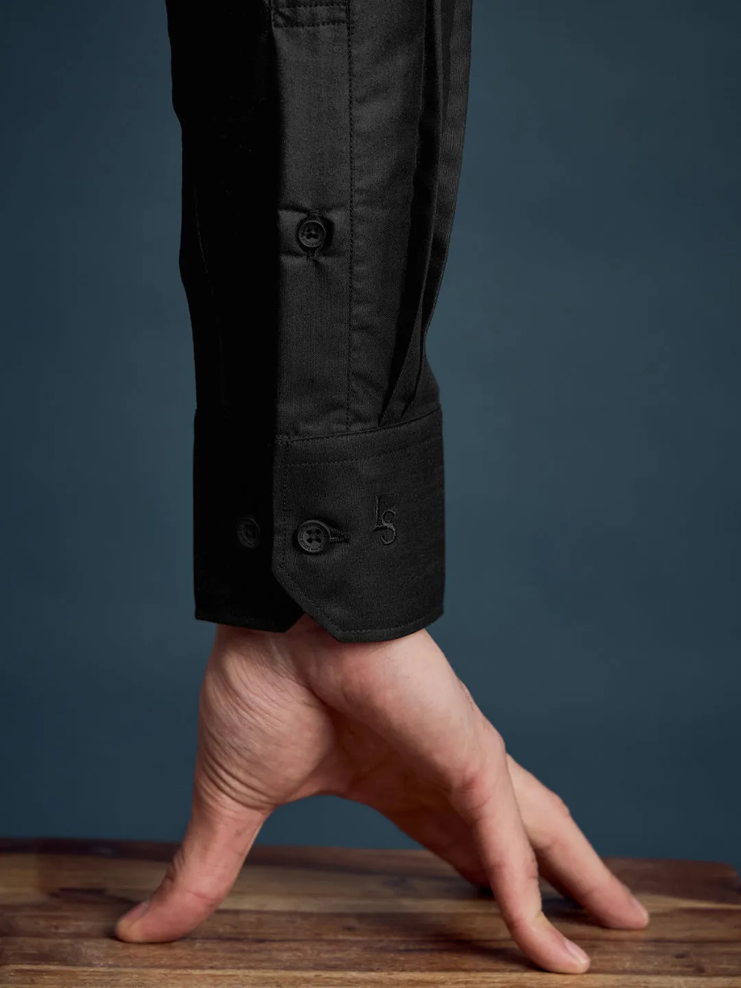 Men's Slim Fit Solid Black Formal Shirt